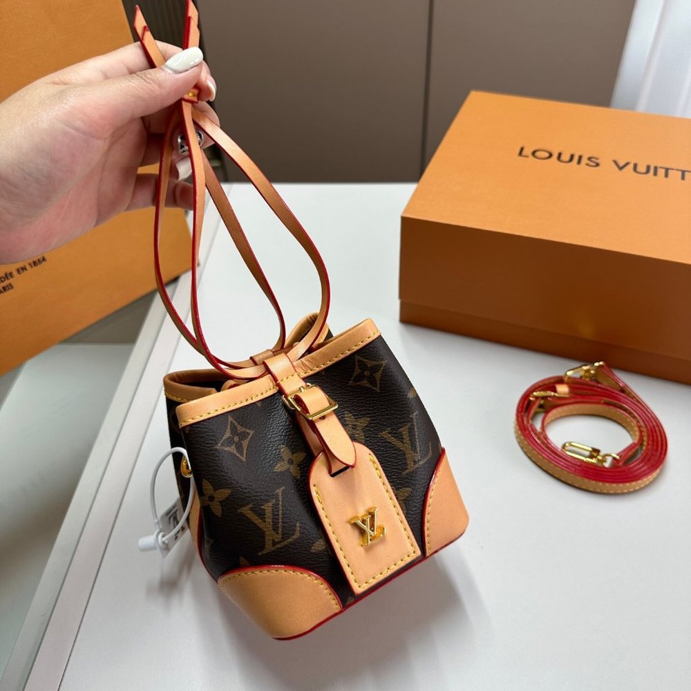 ✅Louis Vuitton NOE' PURSE